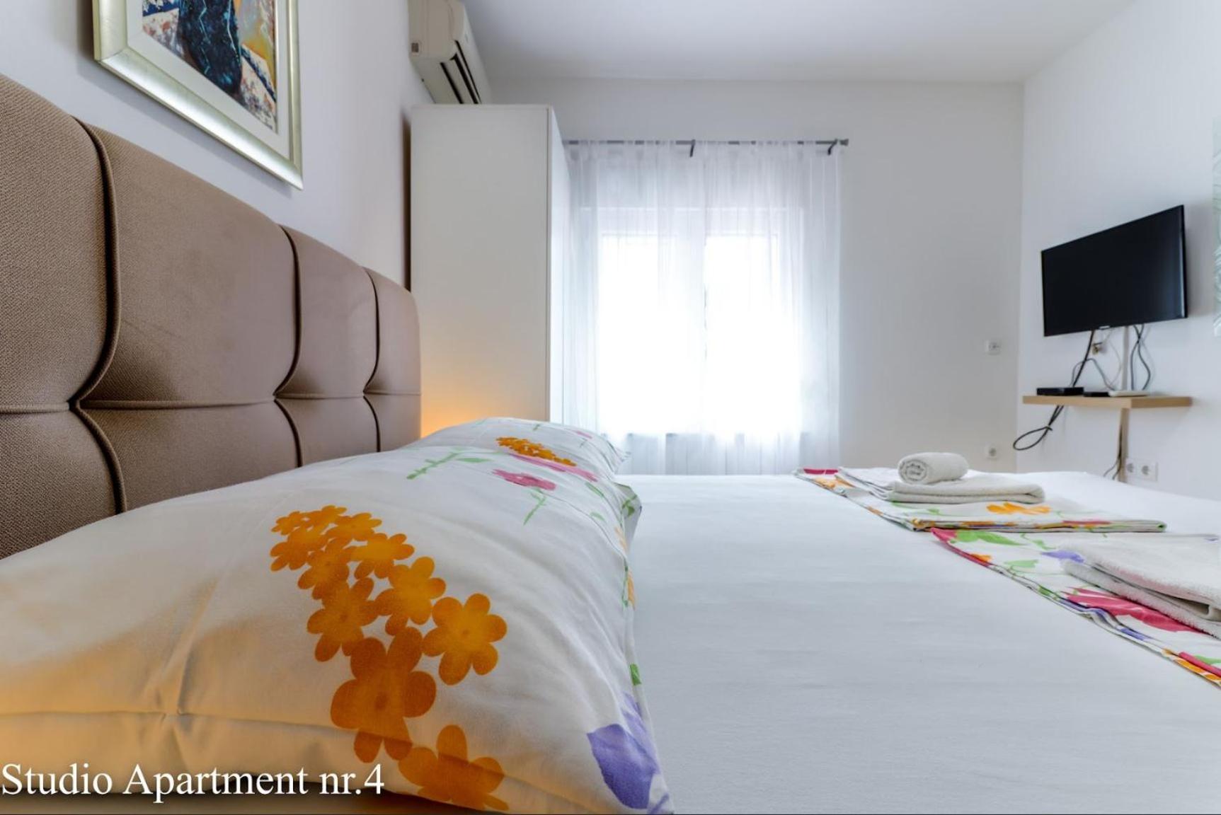 Apartments Juric Vrsar Eksteriør billede