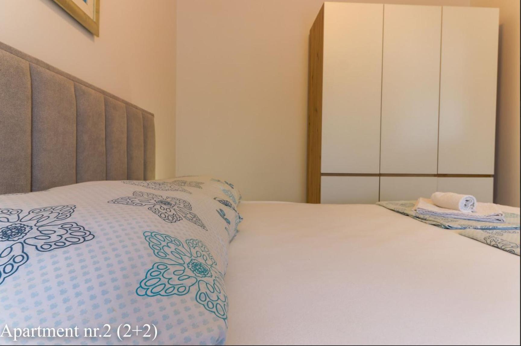 Apartments Juric Vrsar Eksteriør billede